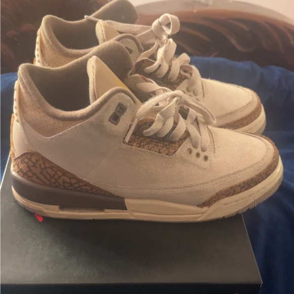 Jordan 3 Palomino - Picture 1 of 3